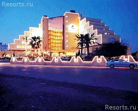 Royal Resort Hotel 3